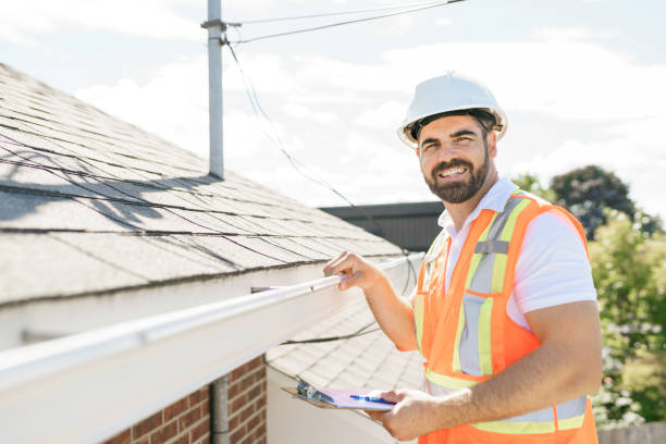Best Roof Gutter Cleaning  in Menifee, CA